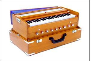 11 Stop Portable Harmonium